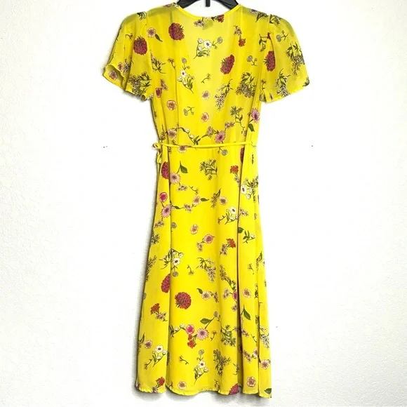 Forever 21 Yellow Floral Wrap Dress Size Small - Picture 2 of 6